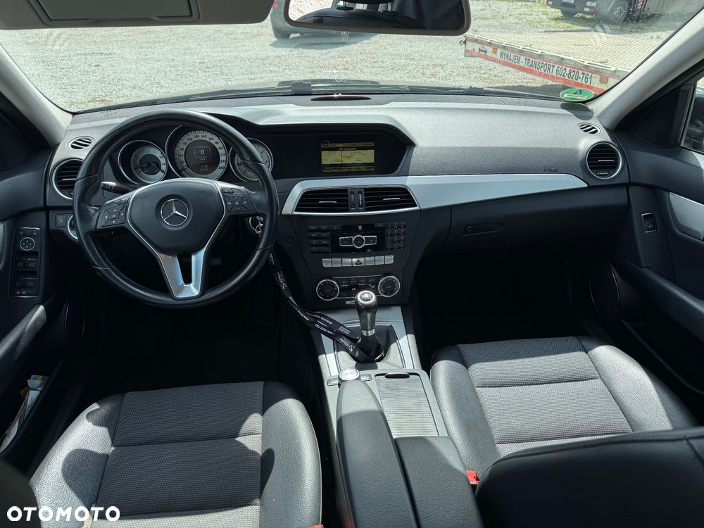 Mercedes-Benz Klasa C 220 CDI Avantgarde - 9