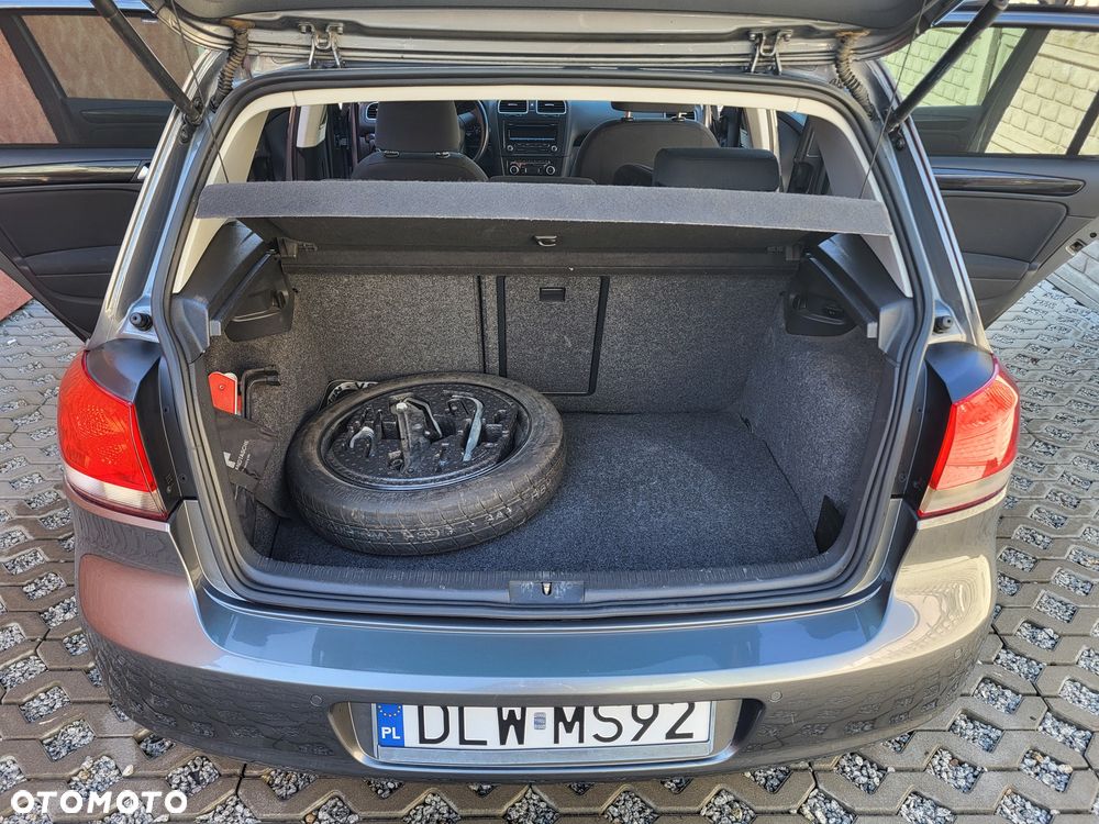 Volkswagen Golf - 5