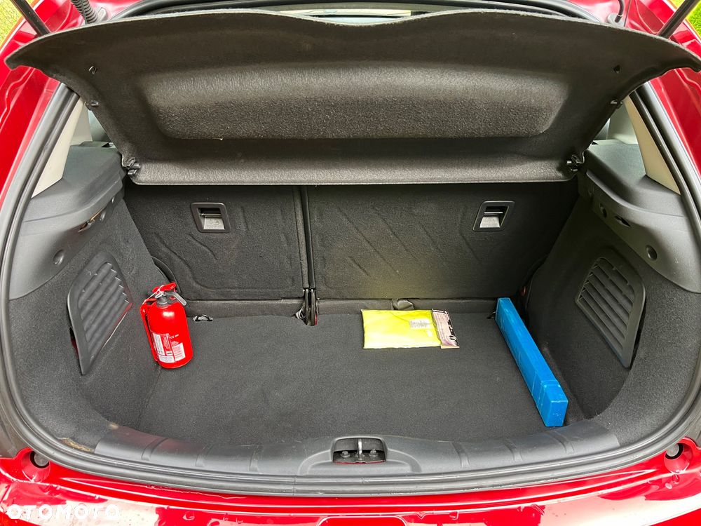 Citroën C3 1.2 PureTech Exclusive - 24