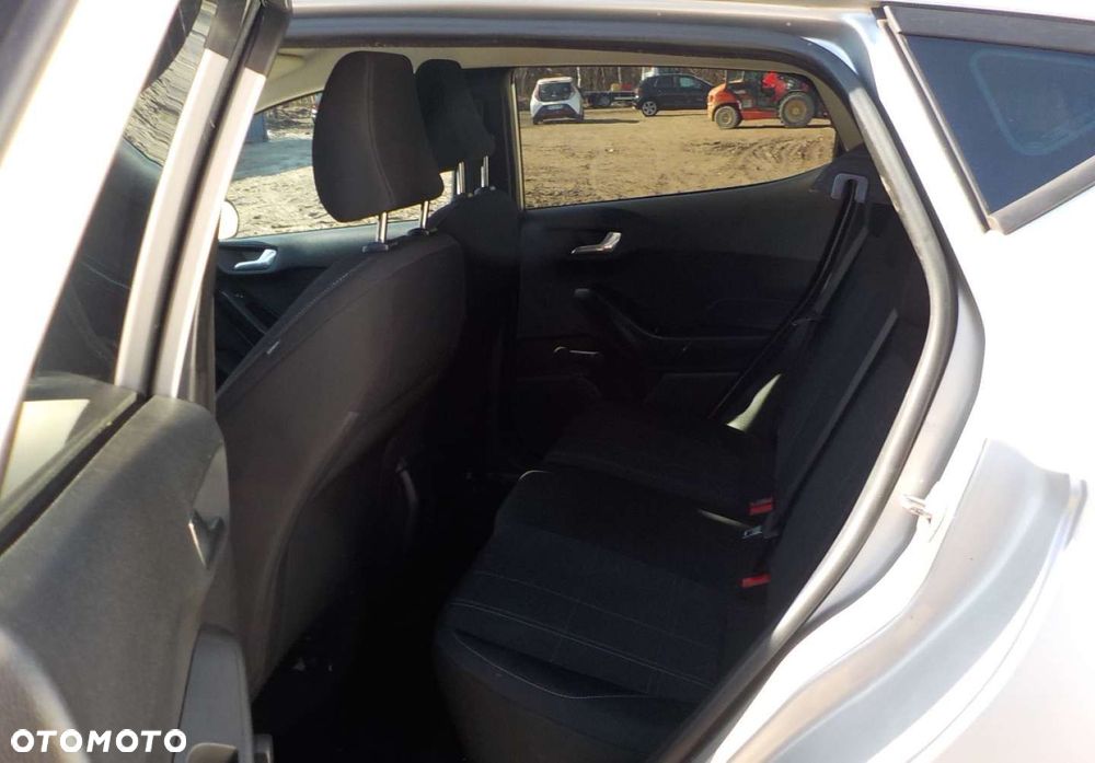 Ford Fiesta - 22