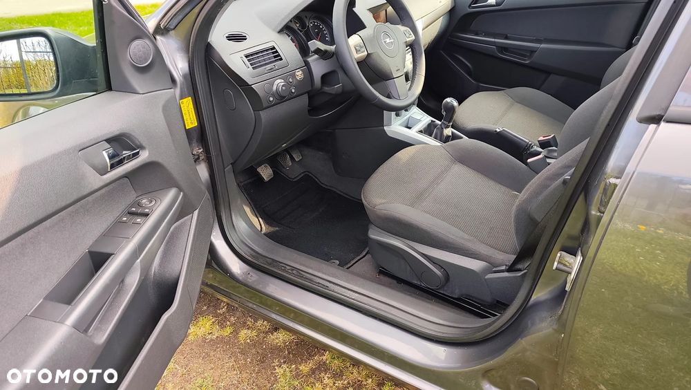 Opel Astra 1.6 Active - 17