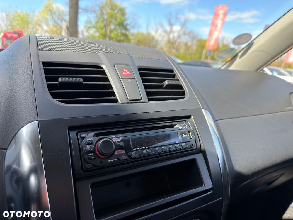 Fiat Sedici 1.6 16V 4x2 Easy - 17