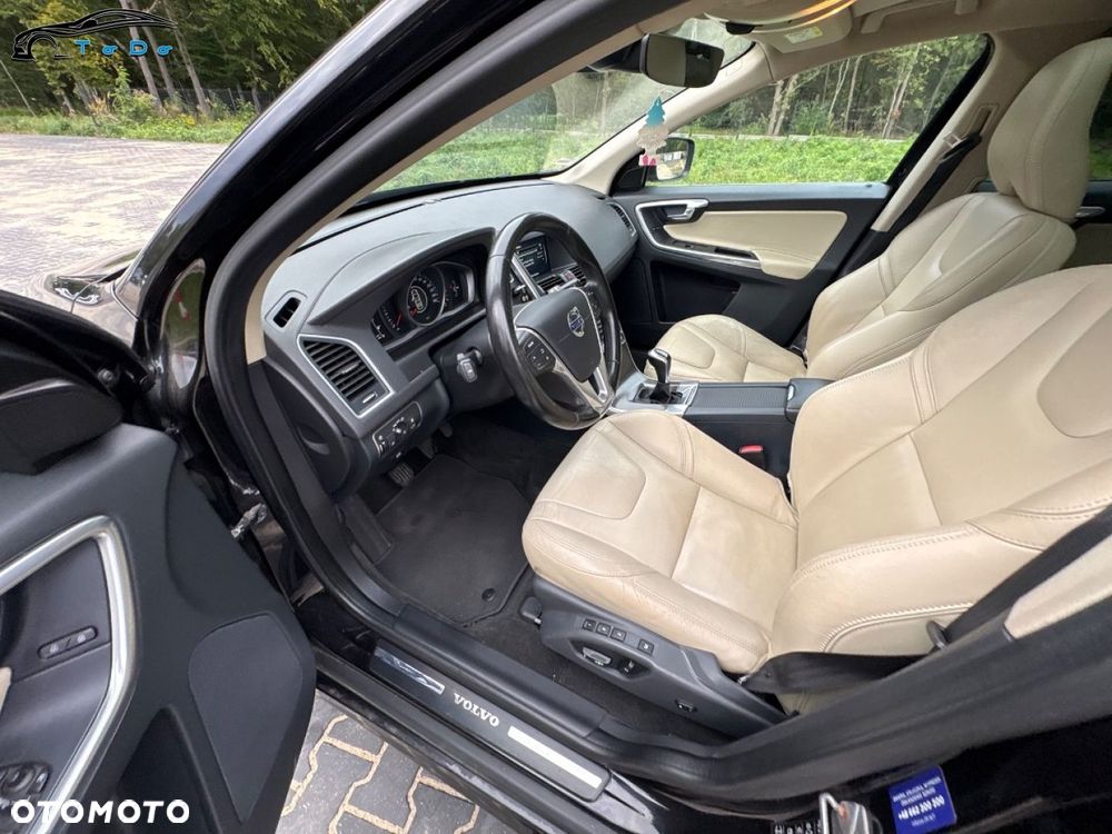 Volvo XC 60 D3 Momentum - 24