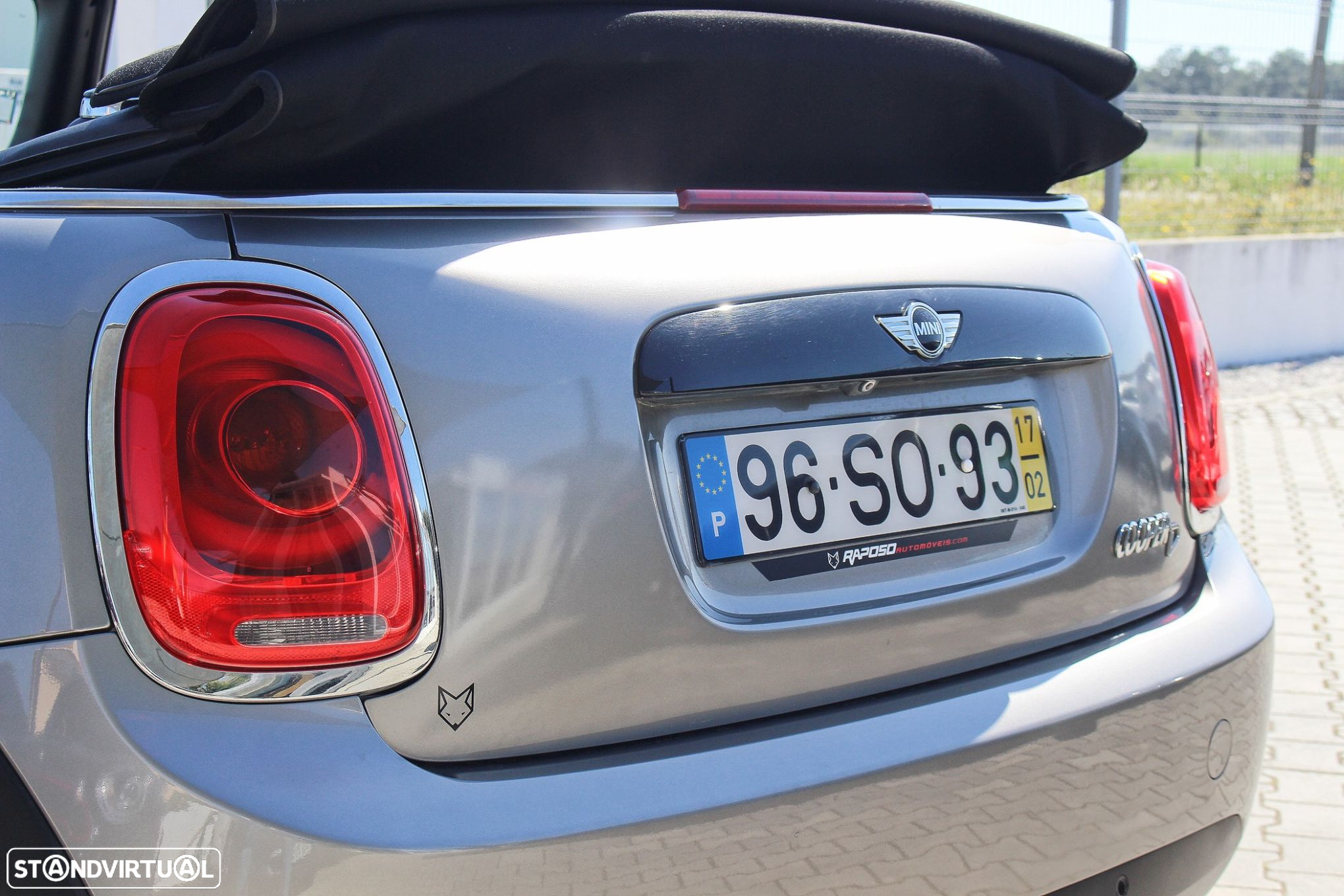 MINI Cabrio Cooper D - 17