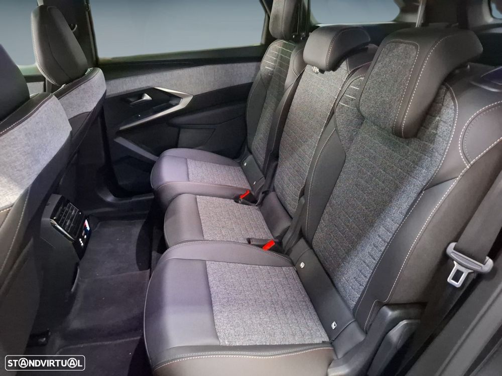 Peugeot 5008 1.2 Hybrid Allure e-DCS6 - 4