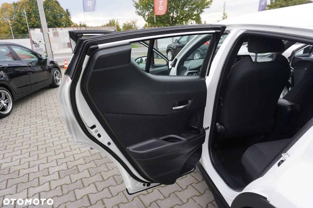 Toyota C-HR 1.8 Hybrid Premium - 24