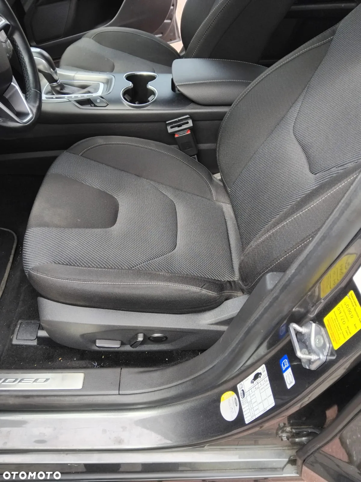 Ford Mondeo 2.0 TDCi Start-Stopp PowerShift-Aut Business Edition - 17