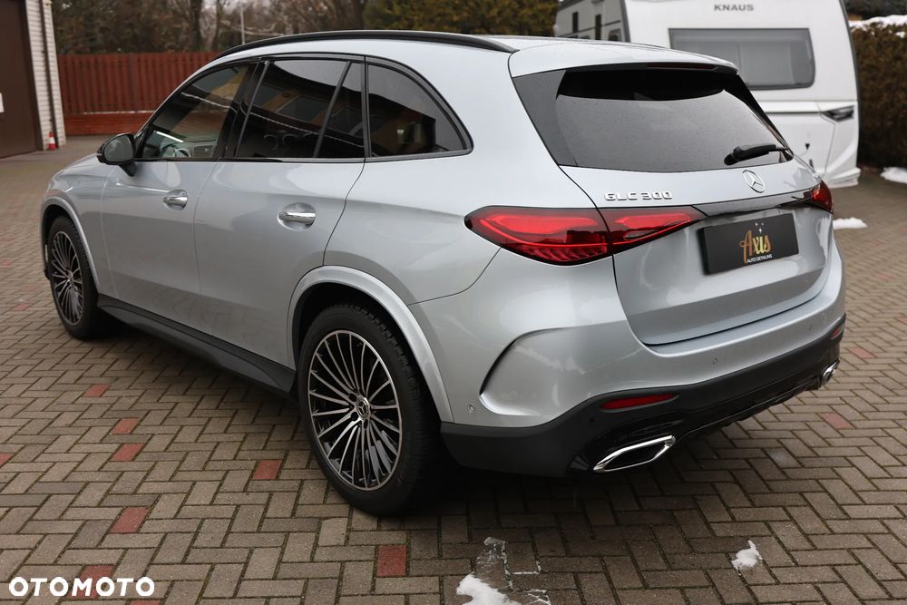 Mercedes-Benz GLC 300 mHEV 4-Matic AMG Line - 15