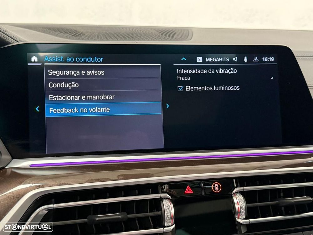 BMW X5 45 e xDrive Pack M - 37