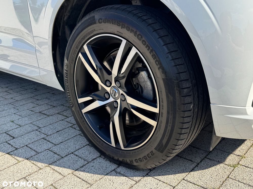 Volvo XC 60 D4 R-Design - 11