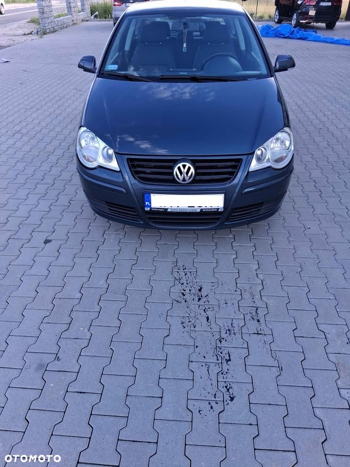 Volkswagen Polo - 1