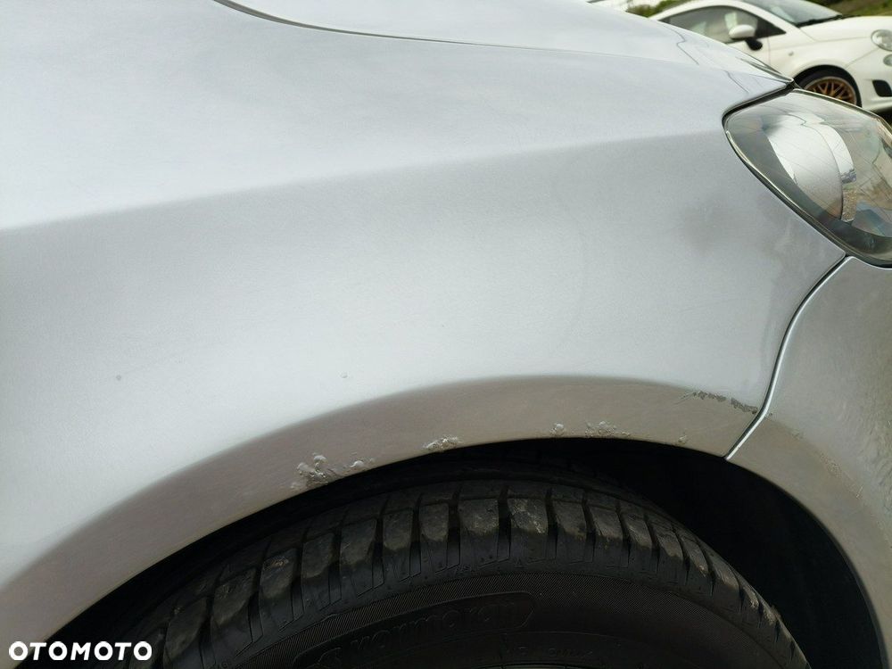 Volkswagen Golf Plus - 25