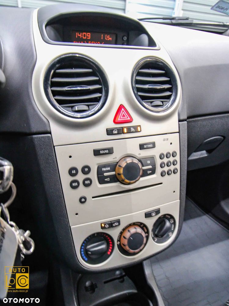 Opel Corsa 1.2 16V Enjoy - 17