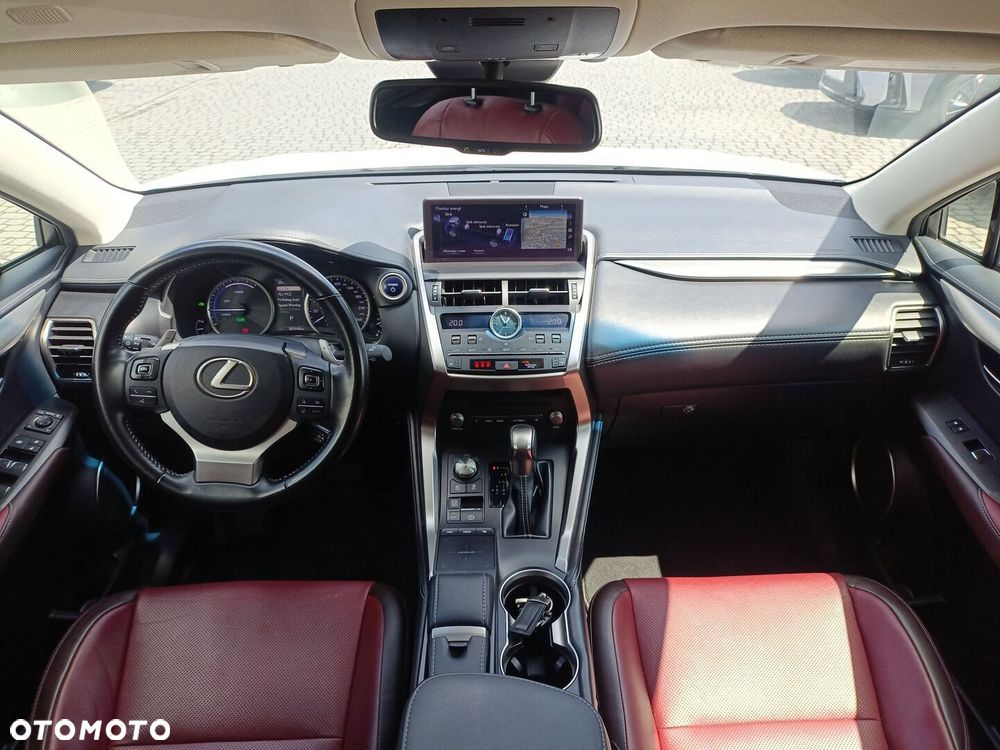 Lexus NX 300h Comfort AWD - 9