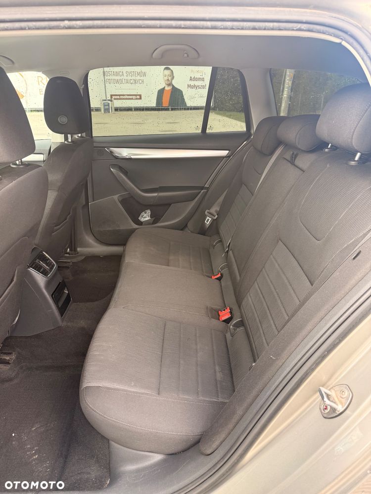 Skoda Octavia 2.0 TDI Drive - 14