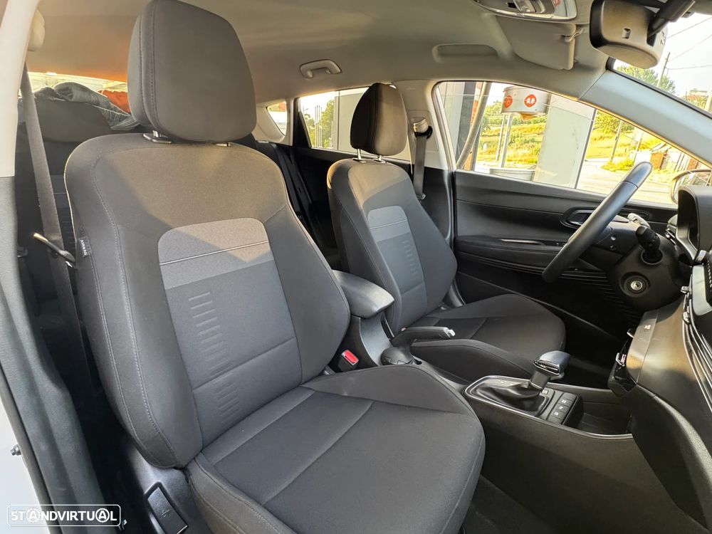 Hyundai Bayon - 36