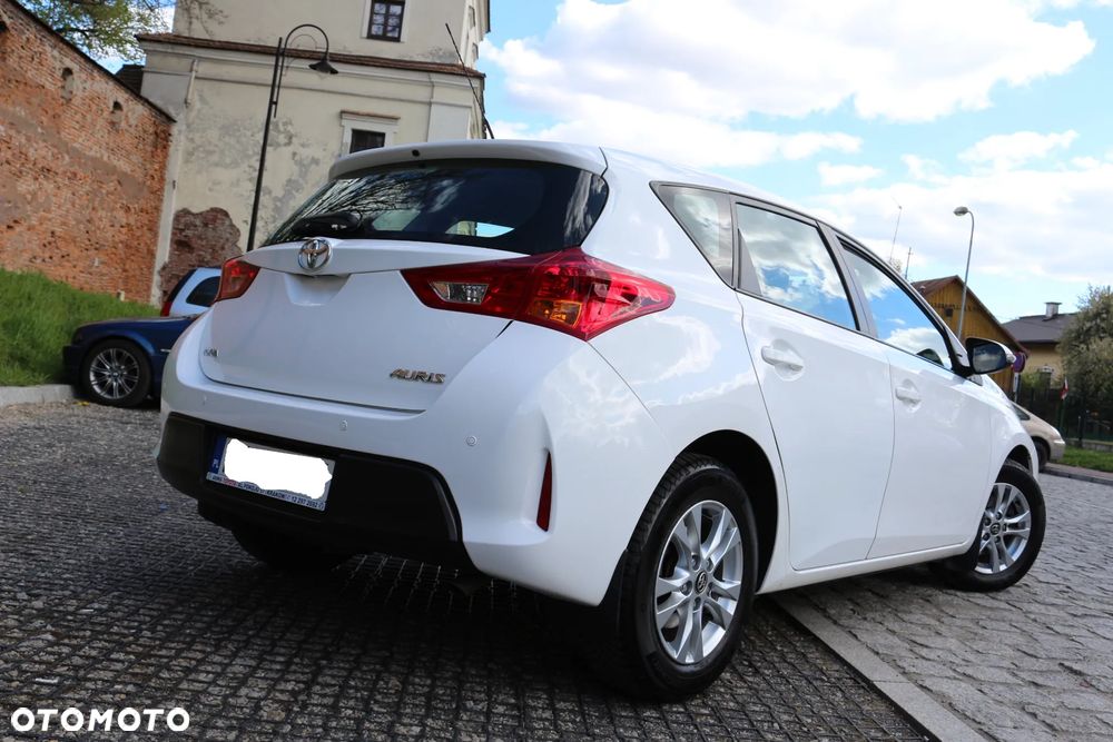 Toyota Auris 1.4 D-4D Active - 17