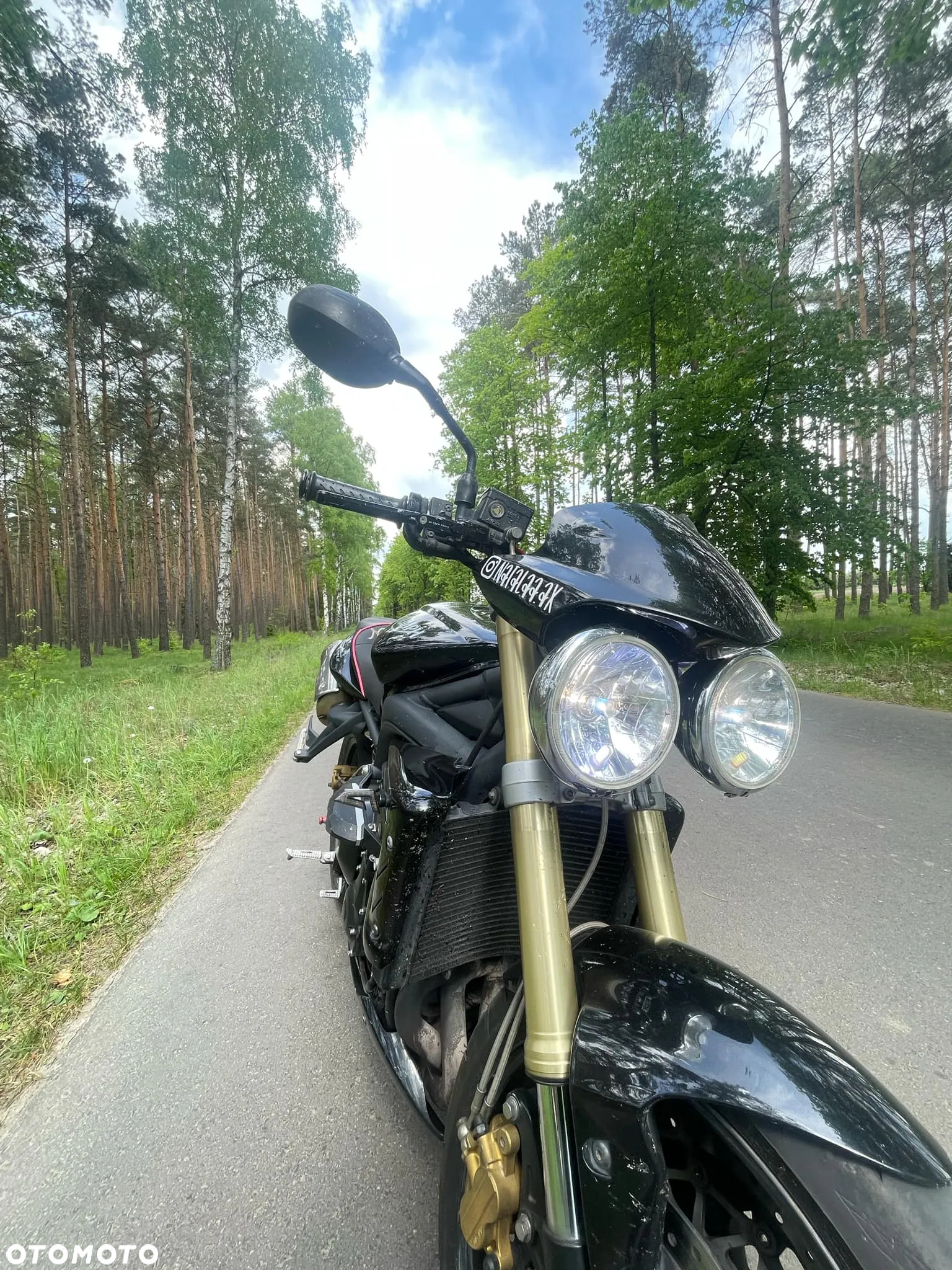 Triumph Street Triple - 11