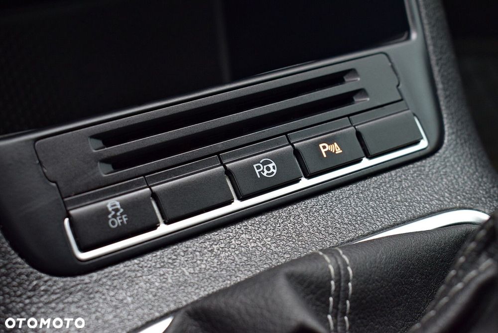 Volkswagen Golf Plus - 22