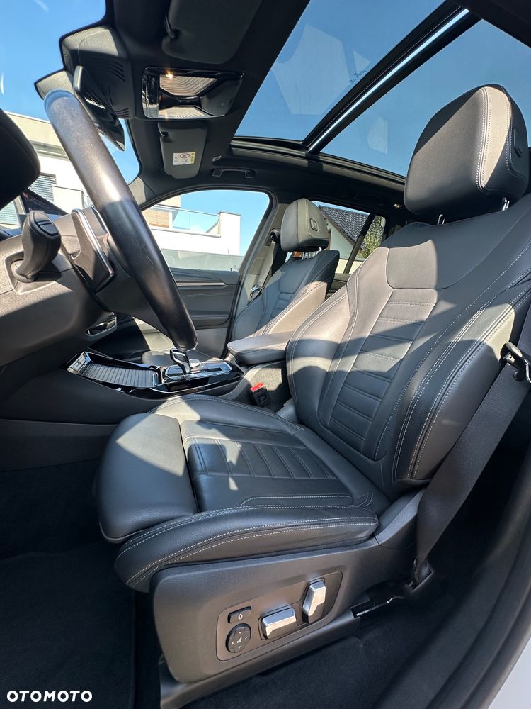 BMW X3 xM40i mHEV - 19
