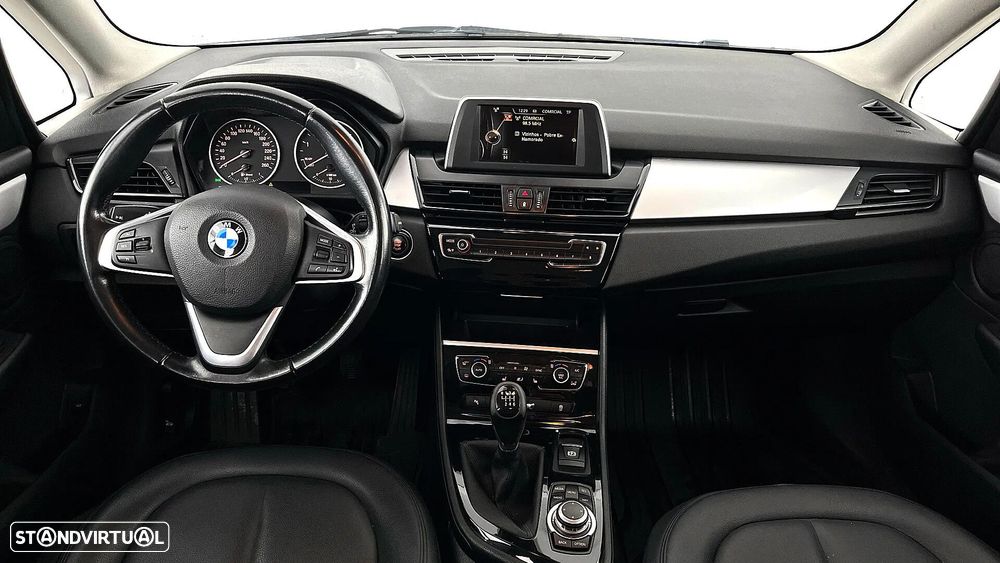 BMW 216 Active Tourer d Corporate Edition Business Edition - 28