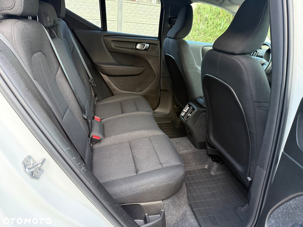 Volvo XC 40 T3 Momentum - 20