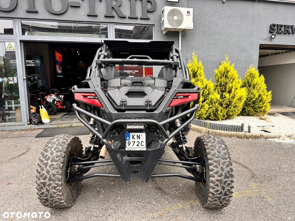 Polaris RZR - 6