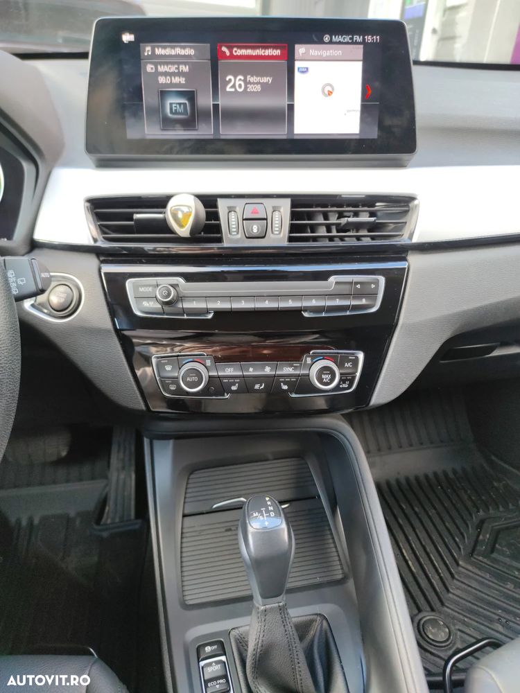 BMW X1 xDrive25e Advantage - 12