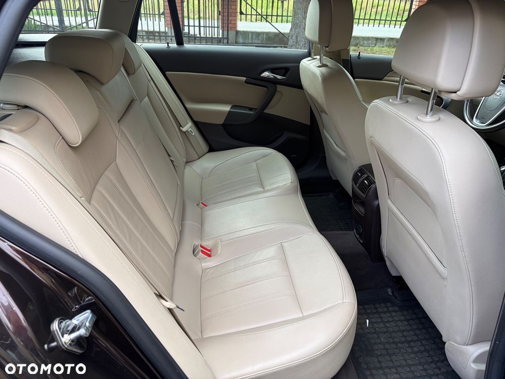 Opel Insignia 1.6 Turbo Cosmo - 28