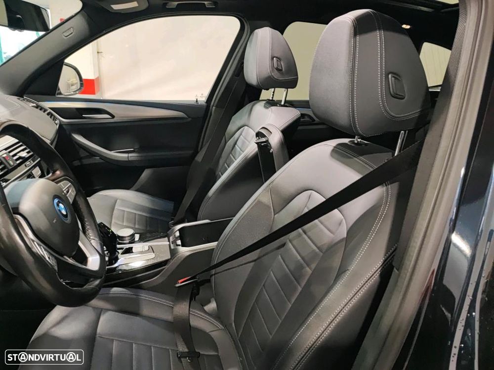 BMW iX3 Inspiring - 6