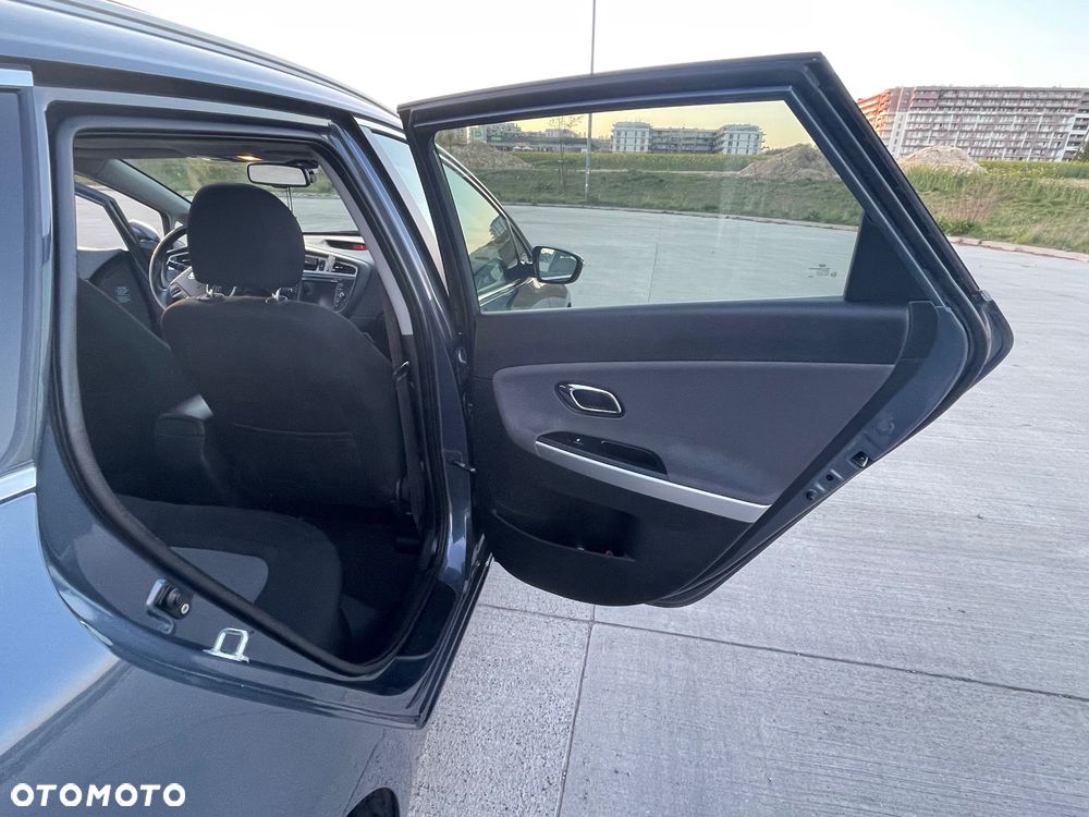 Kia Ceed 1.6 CRDi Business Line - 15