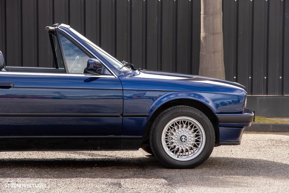 BMW 320 i Cabriolet - 29