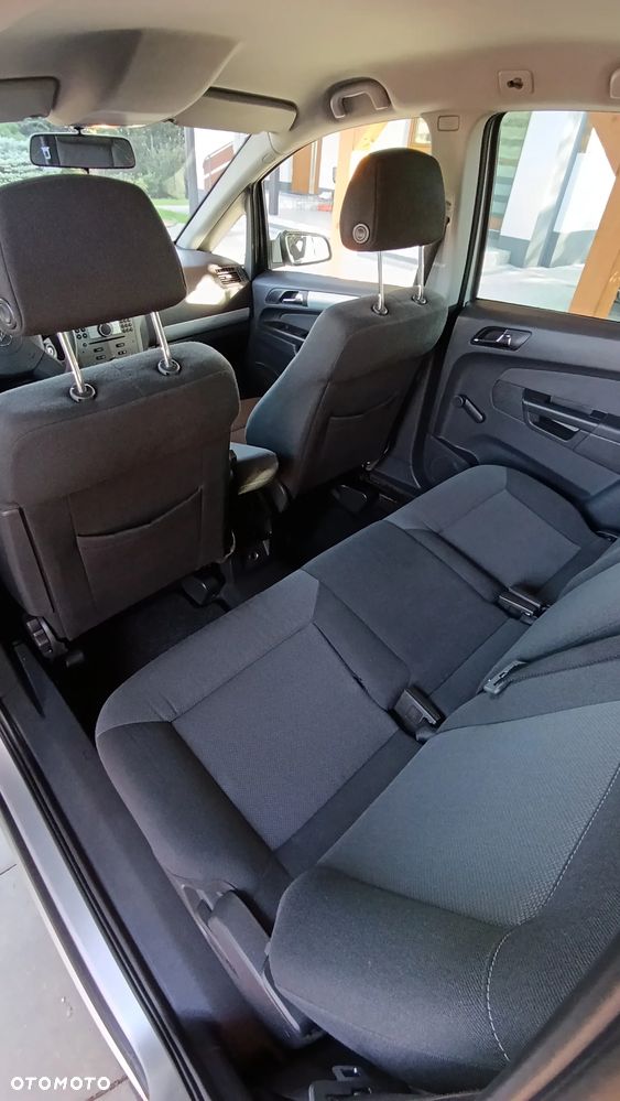 Opel Zafira 1.8 Enjoy - 4
