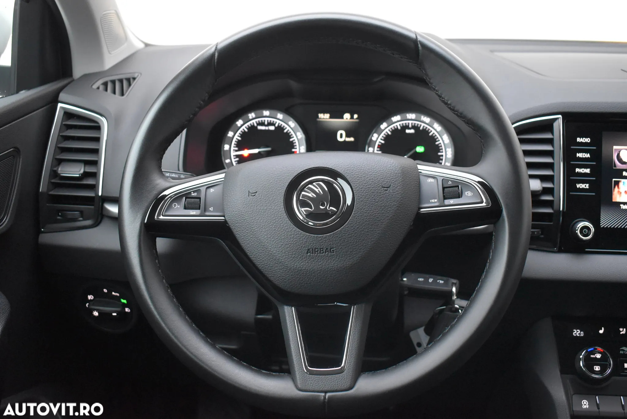 Skoda Karoq 2.0 TDI 4X4 DSG Sportline - 27