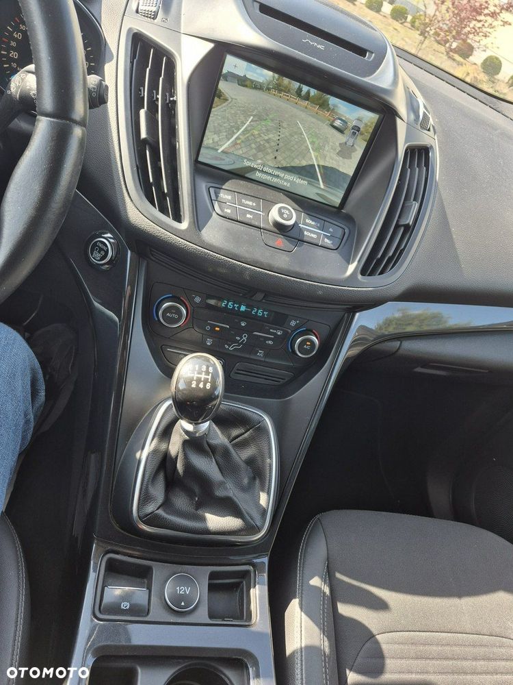 Ford Kuga - 11