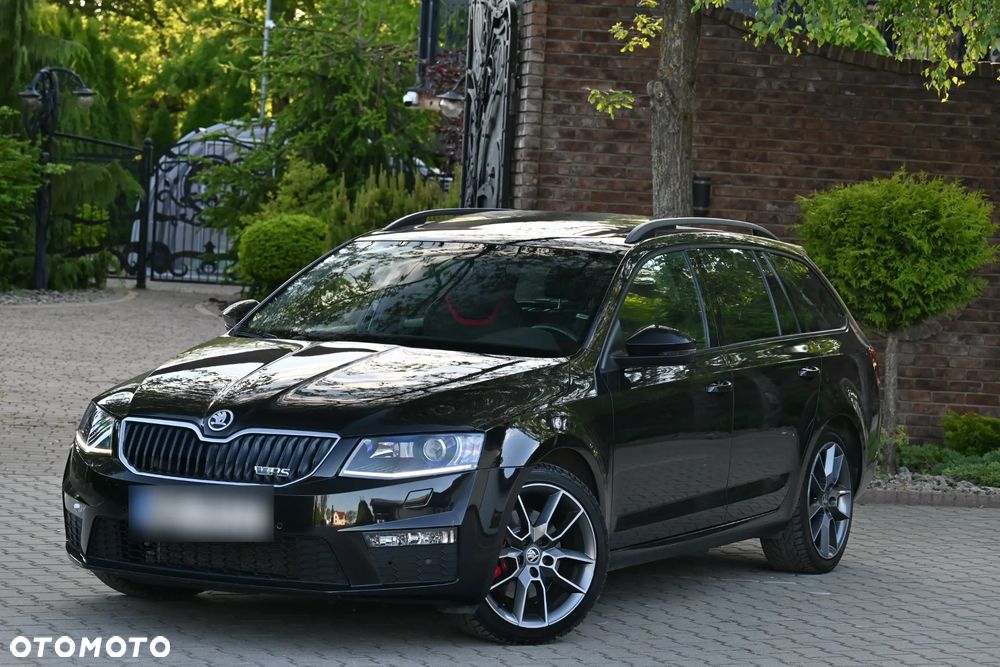 Skoda Octavia 2.0 TDI DSG RS - 1