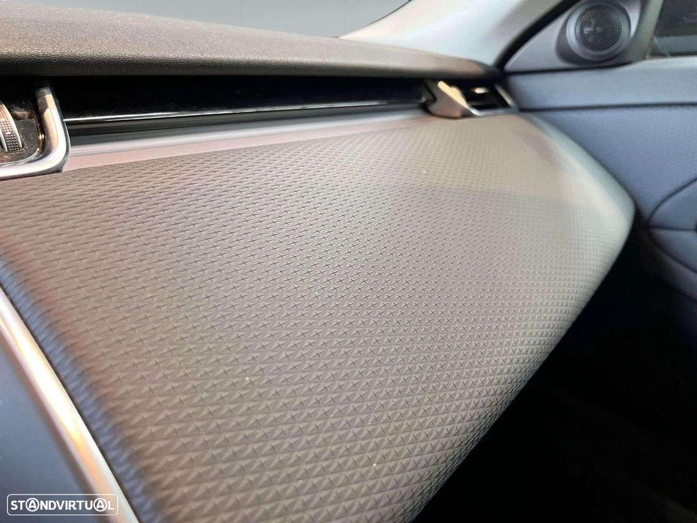 Land Rover Range Rover Evoque - 45