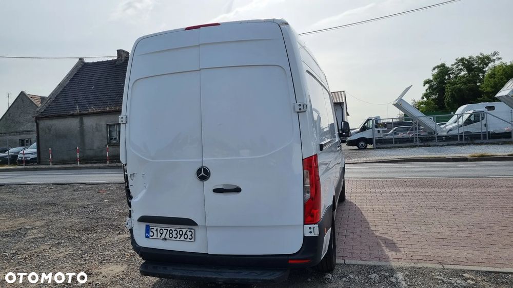Mercedes-Benz Sprinter - 17