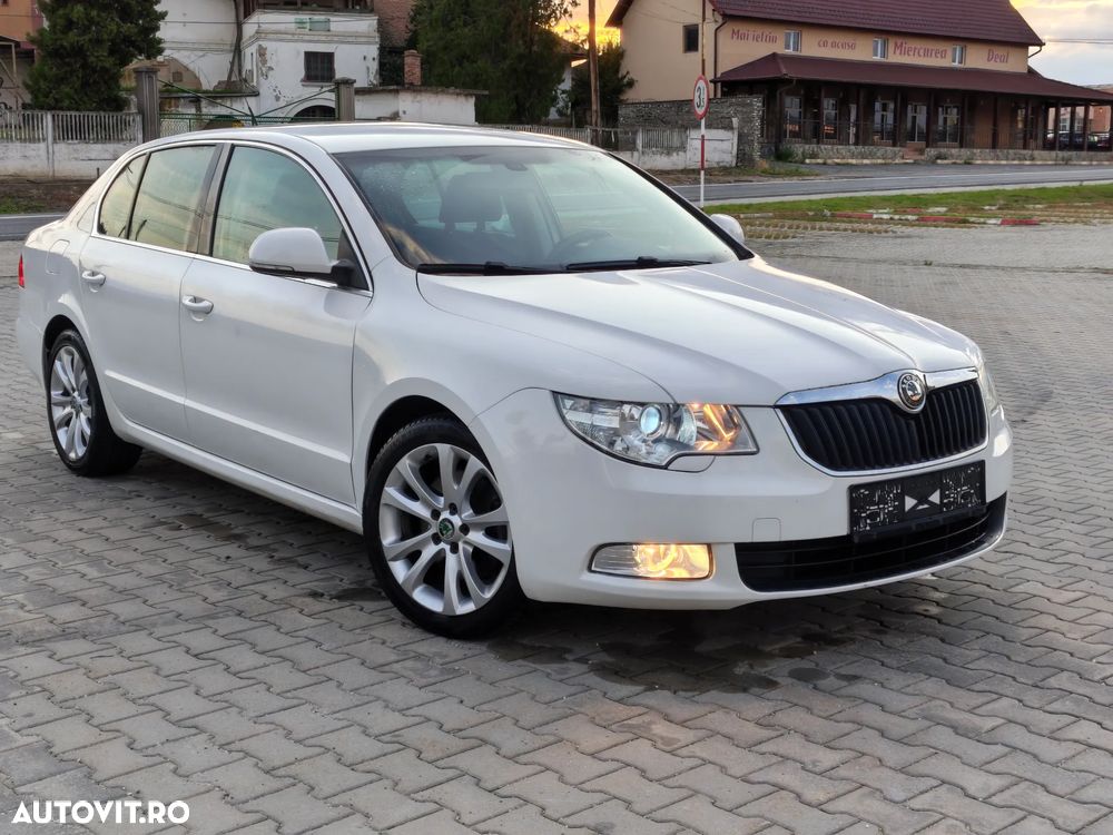 Skoda Superb 1.9 TDI GreenLine - 2