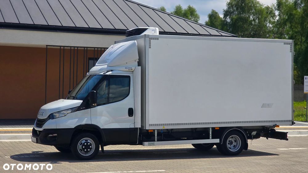 Iveco ❗️❗️DAILY 3.0 180Km 50C18 JAK NOWY ❗️❗️NOWY MODEL / ZABUDOWA 8 PALET DPR / CHŁODNIA MROŹNIA -32 +32 / ZASILANIE 230V / PIERWSZY WŁASCICIEL / NAVI / KAMERA COFANIA / TEMPOMAT / BLIŹNIAKI / GRUBA SCIANKA / AGREGAT CARRIER XARIOS 350 / WERSJA WZMOCNIONA / SERWIS ASO / SALON POLSKA / LIFT❗❗ JAK Z SALONU - NOWY -❗❗ - 29