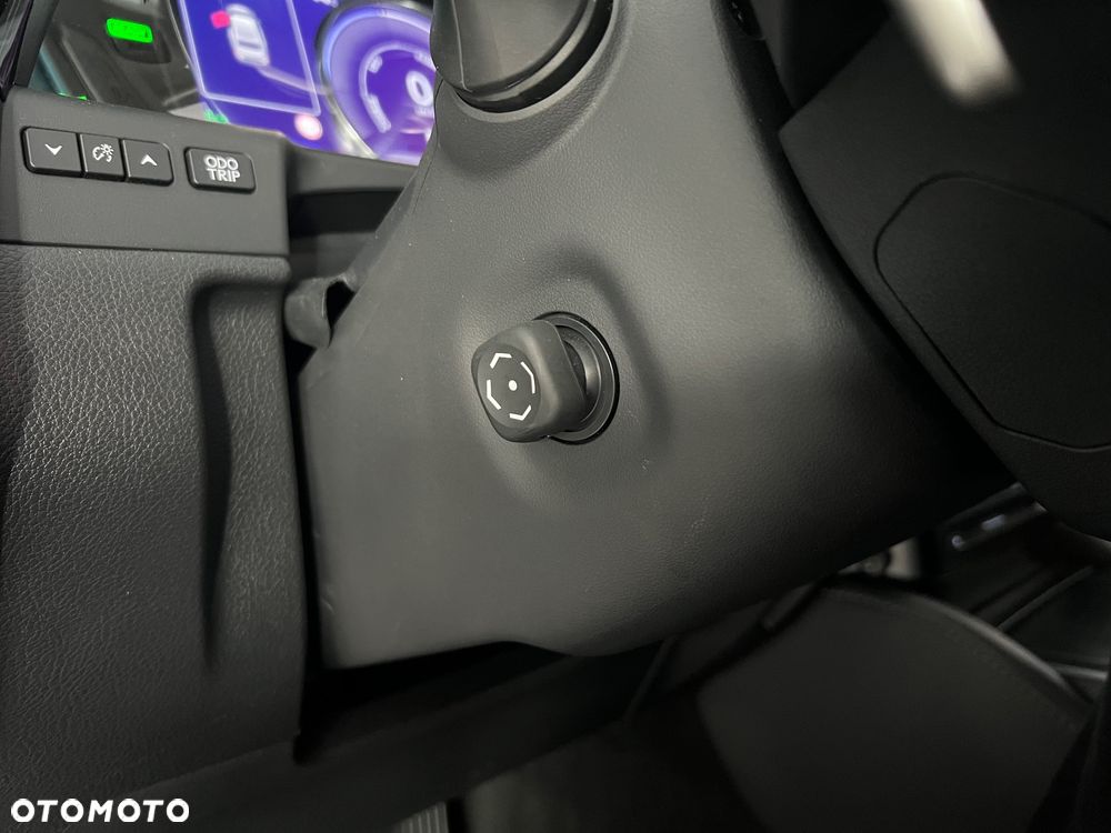 Lexus ES 300h Business Edition + - 23