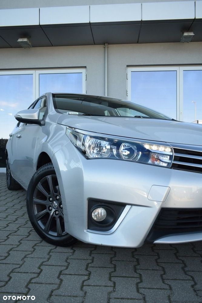 Toyota Corolla 1.6 Premium EU6 - 23