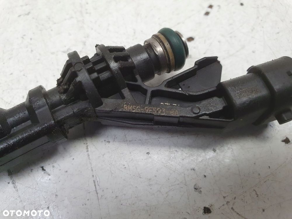 WTRYSKIWACZ Volvo S60 II V60 1.6 T3 _ wtrysk BM5G-9F593-BA - 2