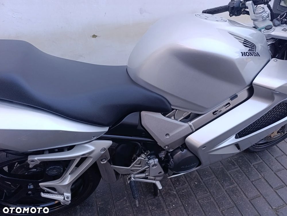 Honda VFR - 26