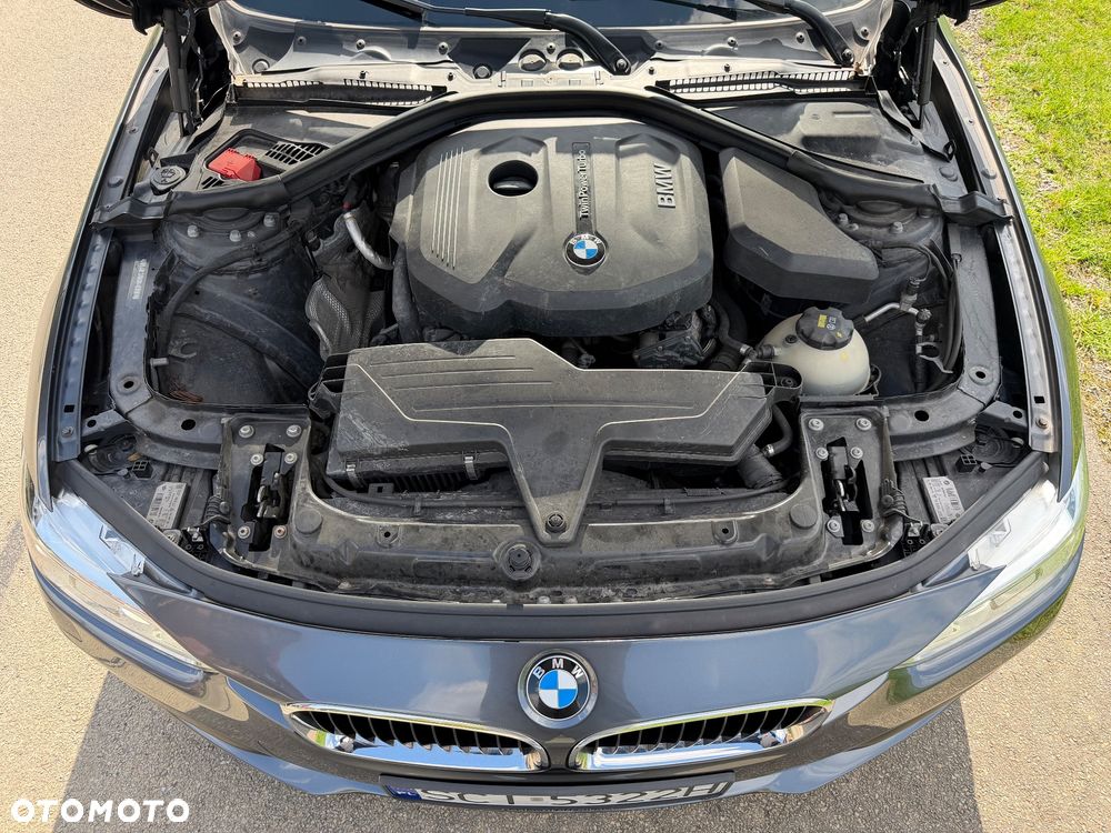 BMW Seria 3 318i Sport Line - 18