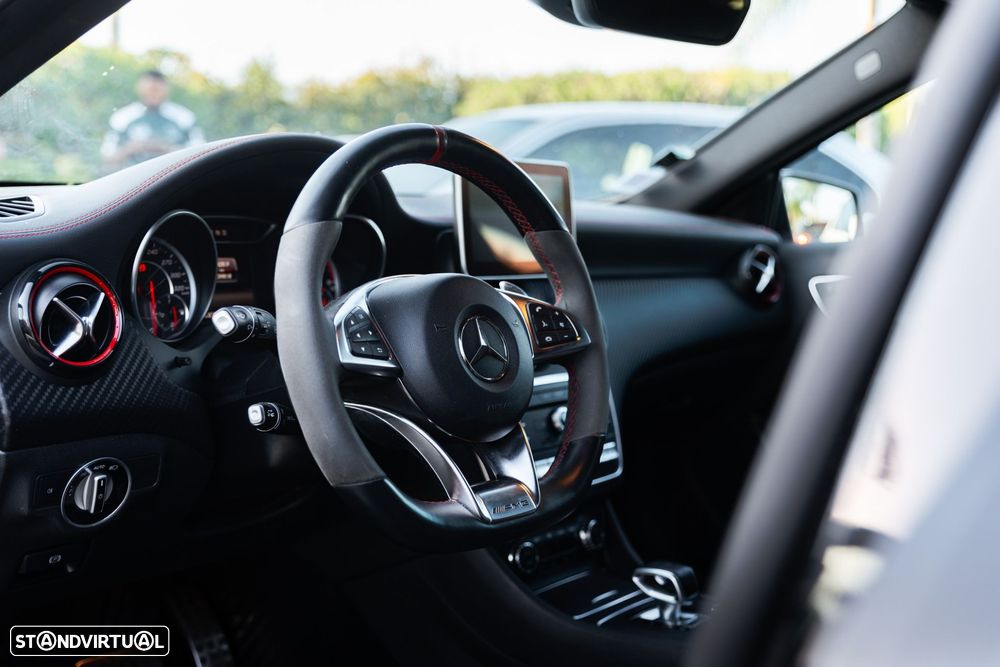 Mercedes-Benz A 45 AMG 4-Matic - 5