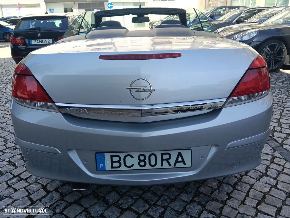 Opel Astra 1.8 Sport - 18