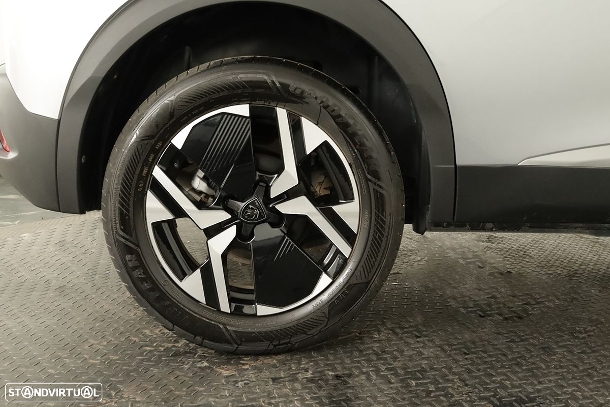 Peugeot 2008 1.2 PureTech Allure - 5