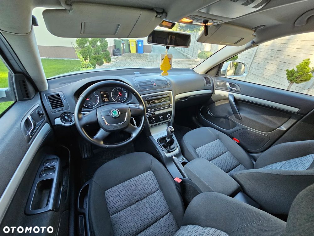 Skoda Octavia 2.0 TDI Active - 9