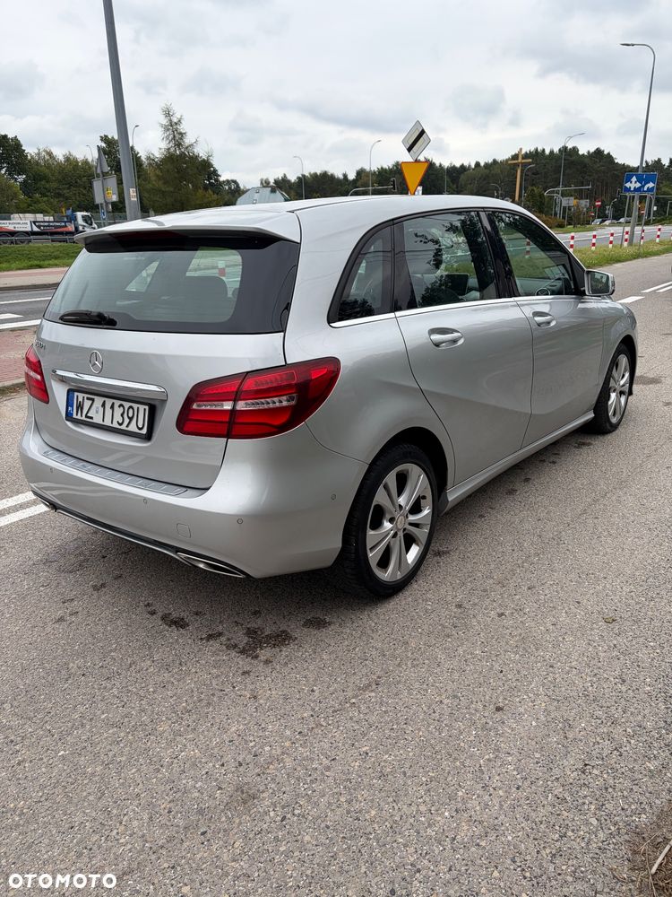 Mercedes-Benz Klasa B 180 (CDI) d 7G-DCT AMG Line - 5